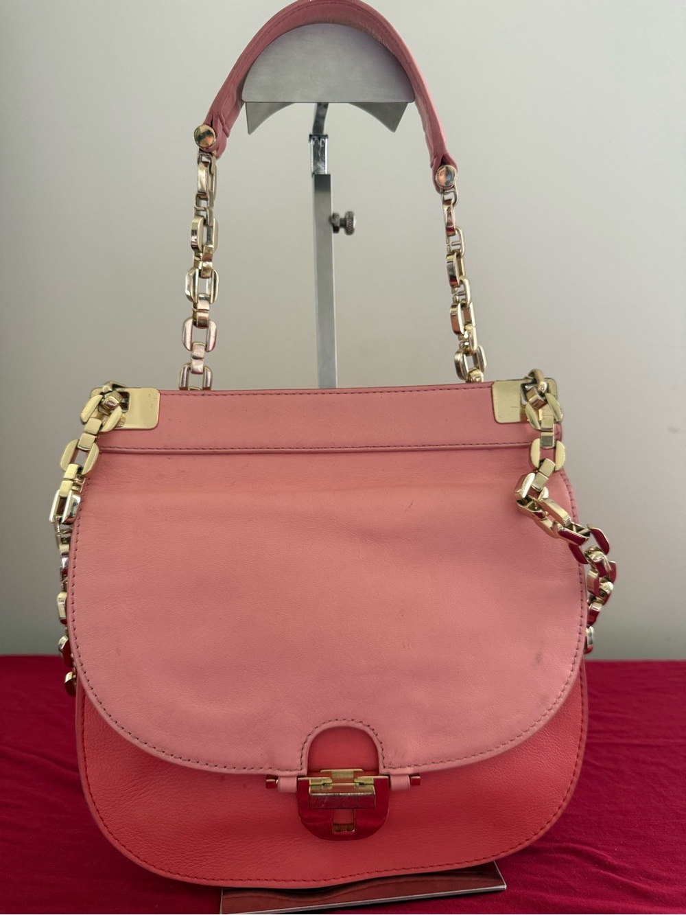 Tory Burch Pink Leather Shoulder Bag with Gold Chain Strap